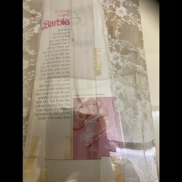 Vintage 1989 Mattel Wedding Fantasy Barbie NRFBNIB - Picture 2 of 11
